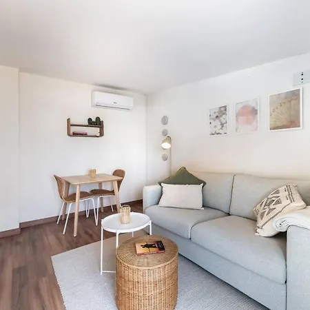 Urban Charm Rooftop With Vista Apartment *