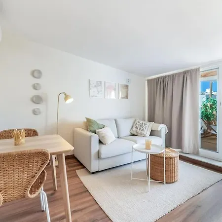 Urban Charm Rooftop With Vista Apartment *